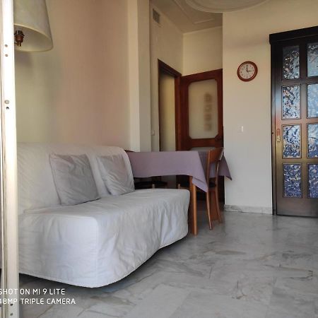 Valter Apartment Пьетра-Лигуре Экстерьер фото