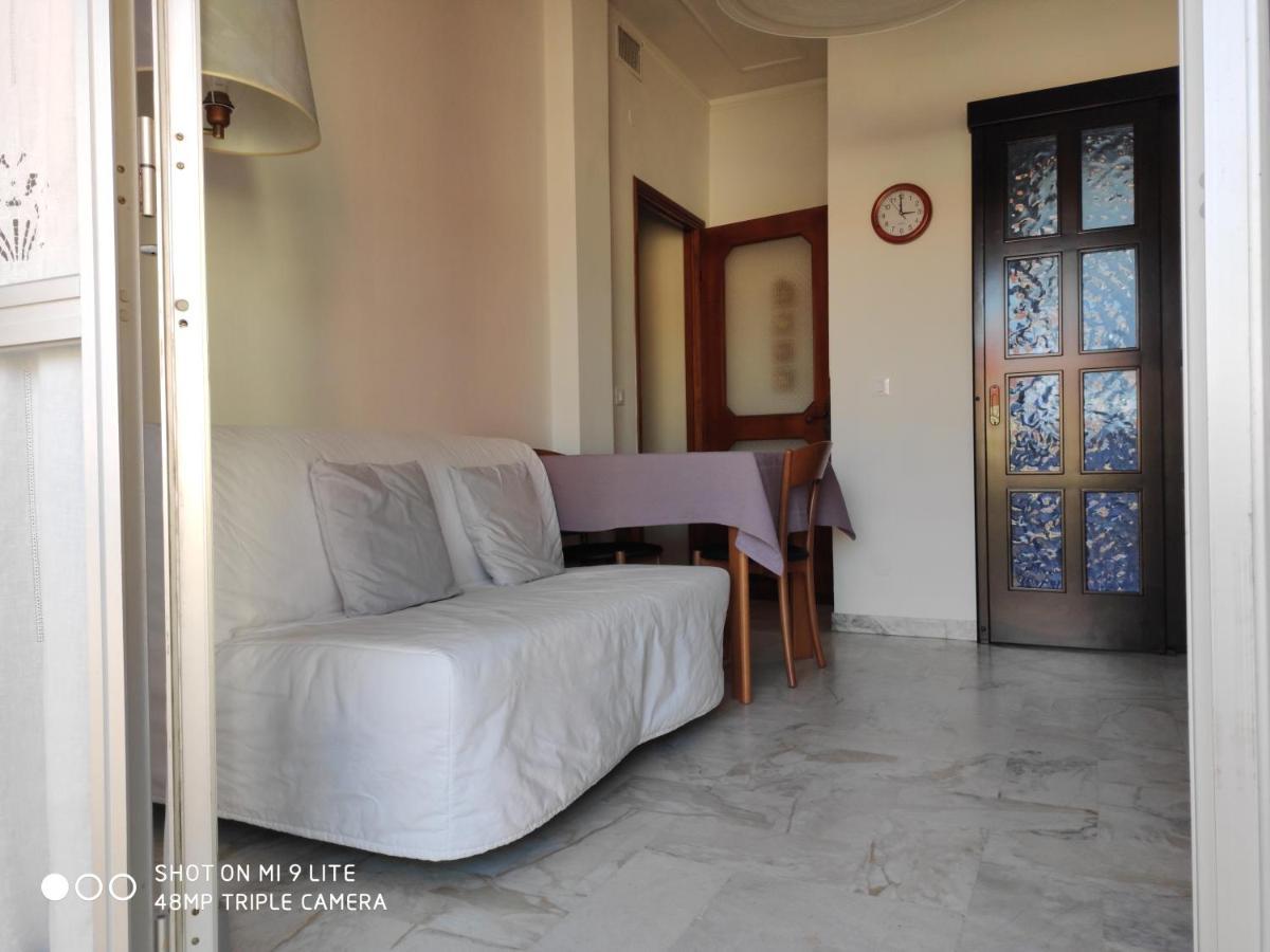 Valter Apartment Пьетра-Лигуре Экстерьер фото